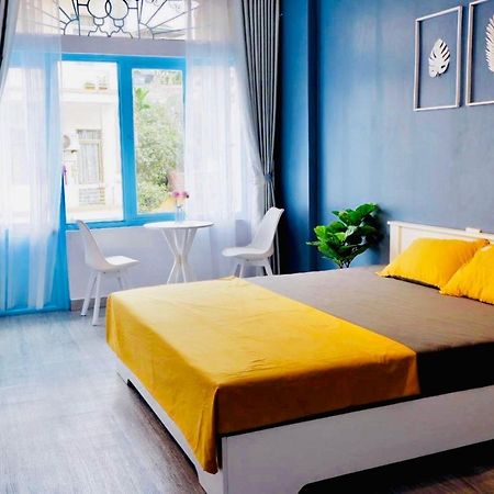 La Casa Homestay - 11B Anh Dao, Bai Chay ハロン エクステリア 写真