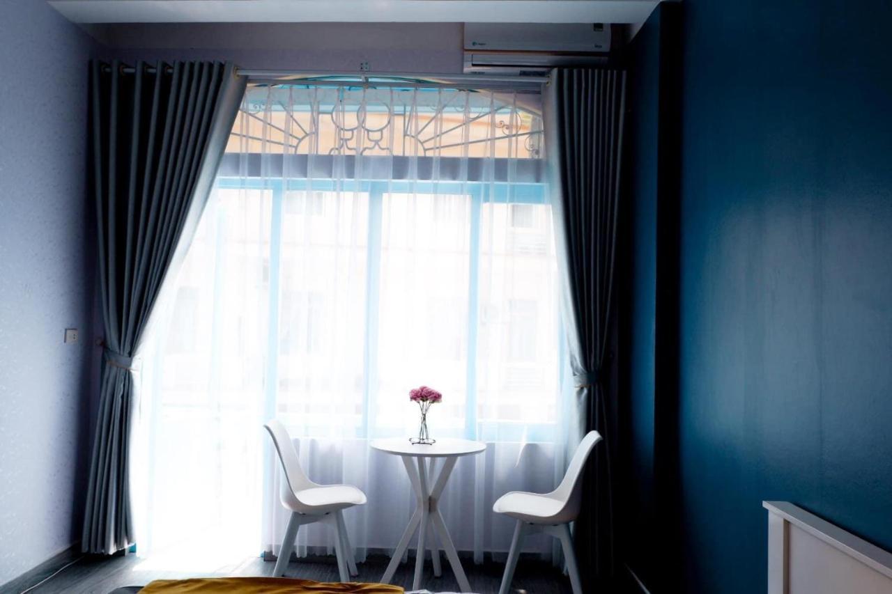 La Casa Homestay - 11B Anh Dao, Bai Chay ハロン エクステリア 写真