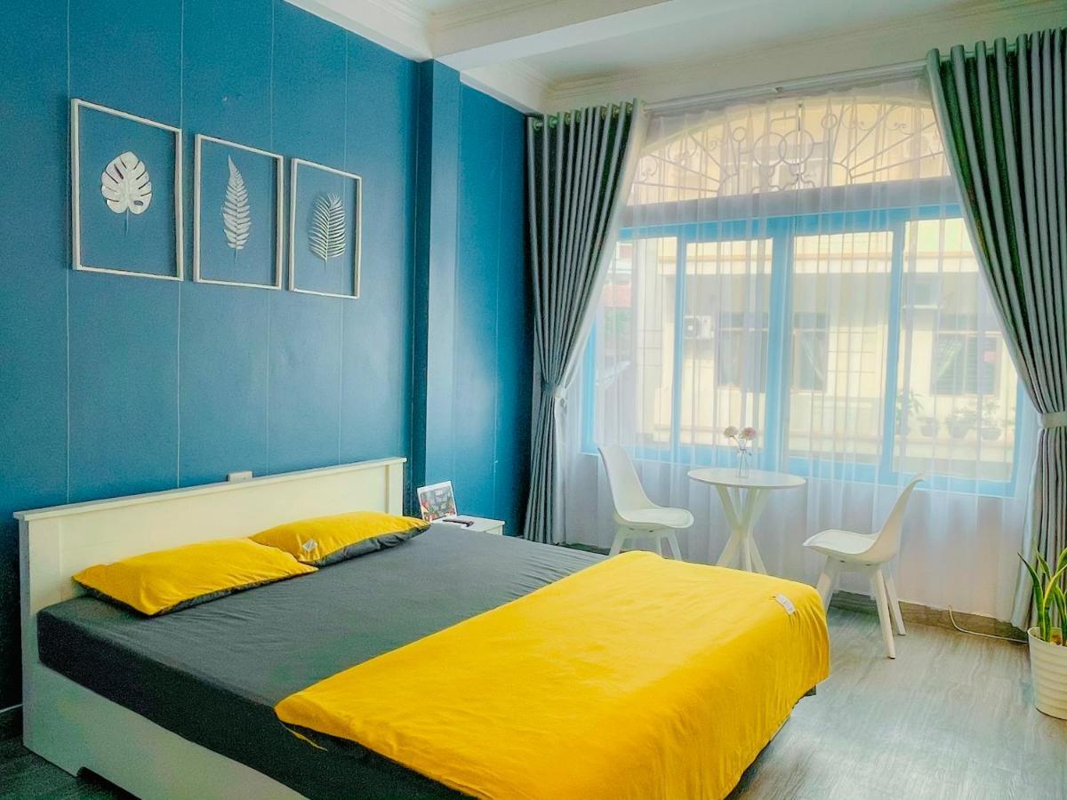 La Casa Homestay - 11B Anh Dao, Bai Chay ハロン エクステリア 写真