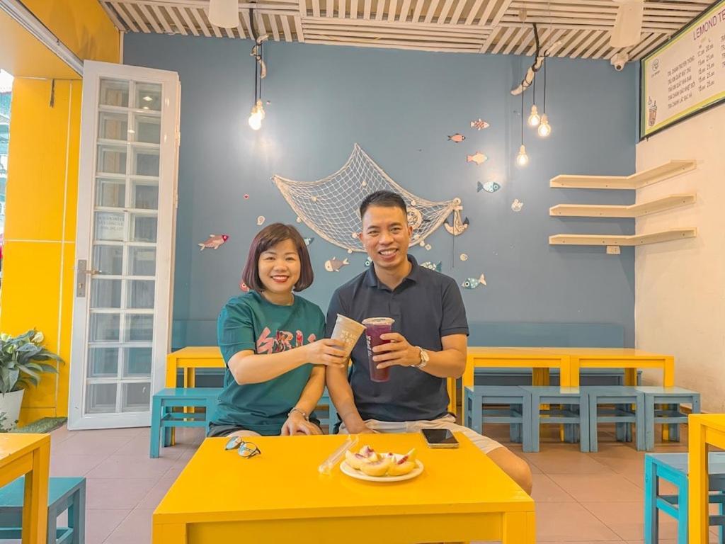 La Casa Homestay - 11B Anh Dao, Bai Chay ハロン エクステリア 写真