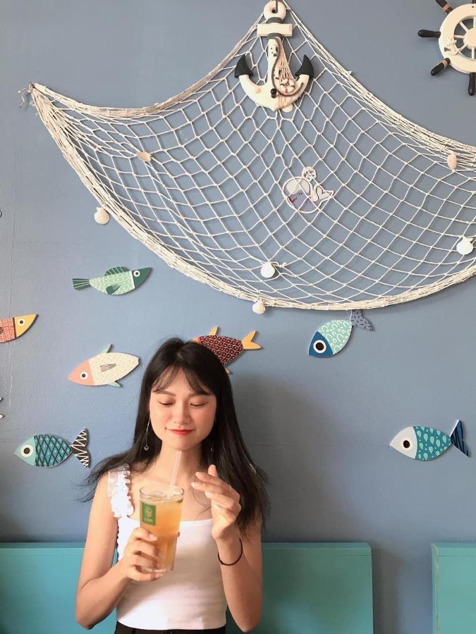 La Casa Homestay - 11B Anh Dao, Bai Chay ハロン エクステリア 写真
