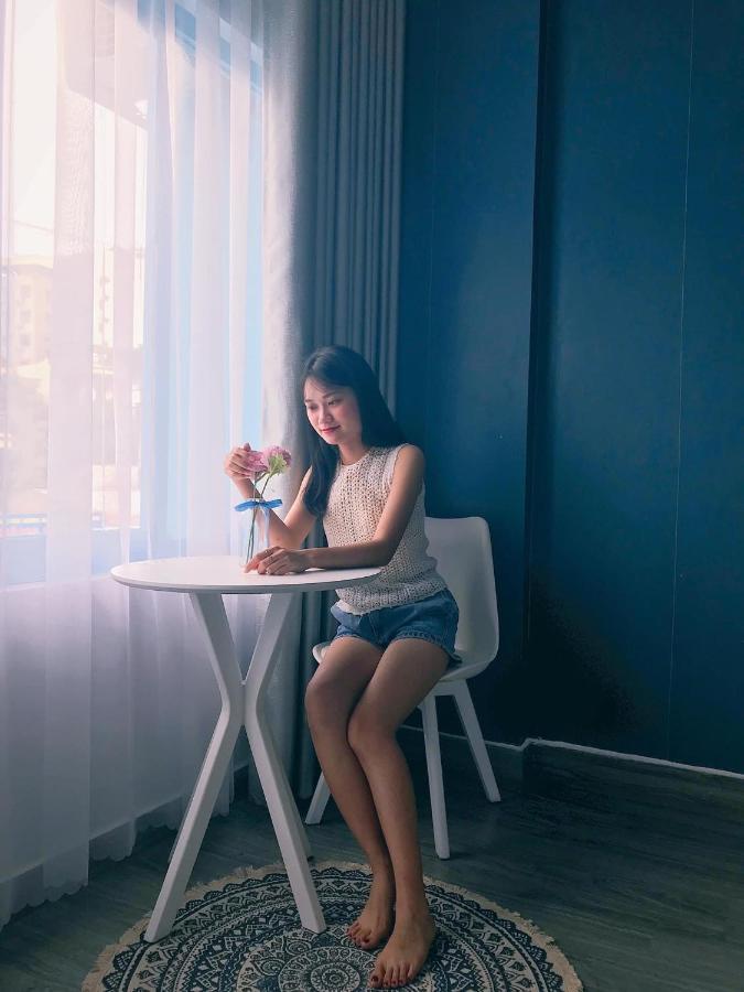 La Casa Homestay - 11B Anh Dao, Bai Chay ハロン エクステリア 写真