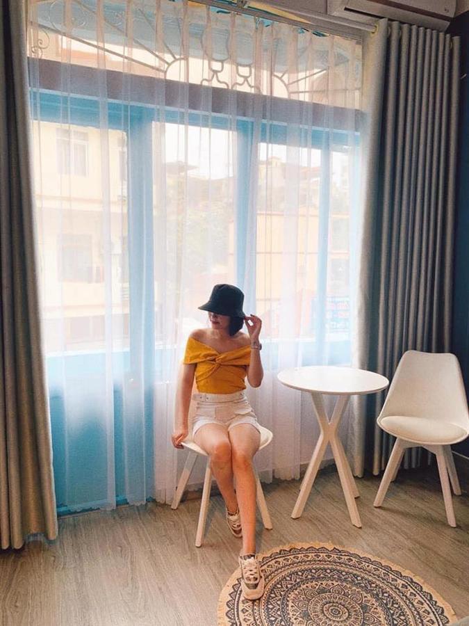La Casa Homestay - 11B Anh Dao, Bai Chay ハロン エクステリア 写真