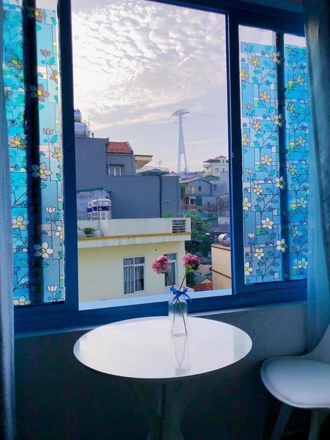 La Casa Homestay - 11B Anh Dao, Bai Chay ハロン エクステリア 写真